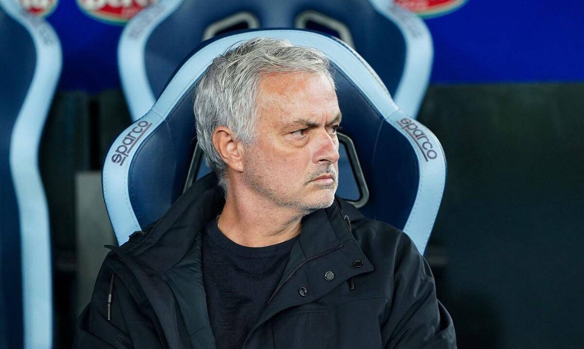 包含加时末段罗马调整名单以备英超；完成体检环节打磨；信心回归；控场能力受关注的词条