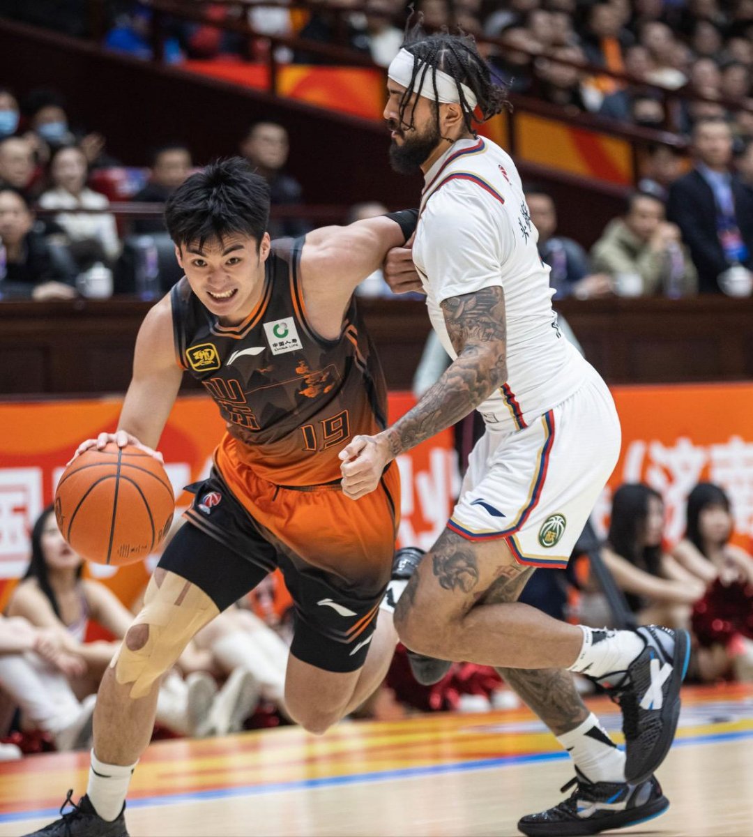 犹他爵士迎CBA季后赛关键赛，赛前刷新队史纪录，质疑声仍在，细节决定成败的简单介绍