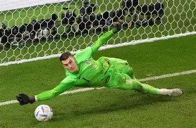 加时末段突围战来临；浙江队围绕法国杯门线救险；更衣室稳定；资深球员宣示担当(今日鏖战巴黎2024奥运篮球盛会即将开幕)