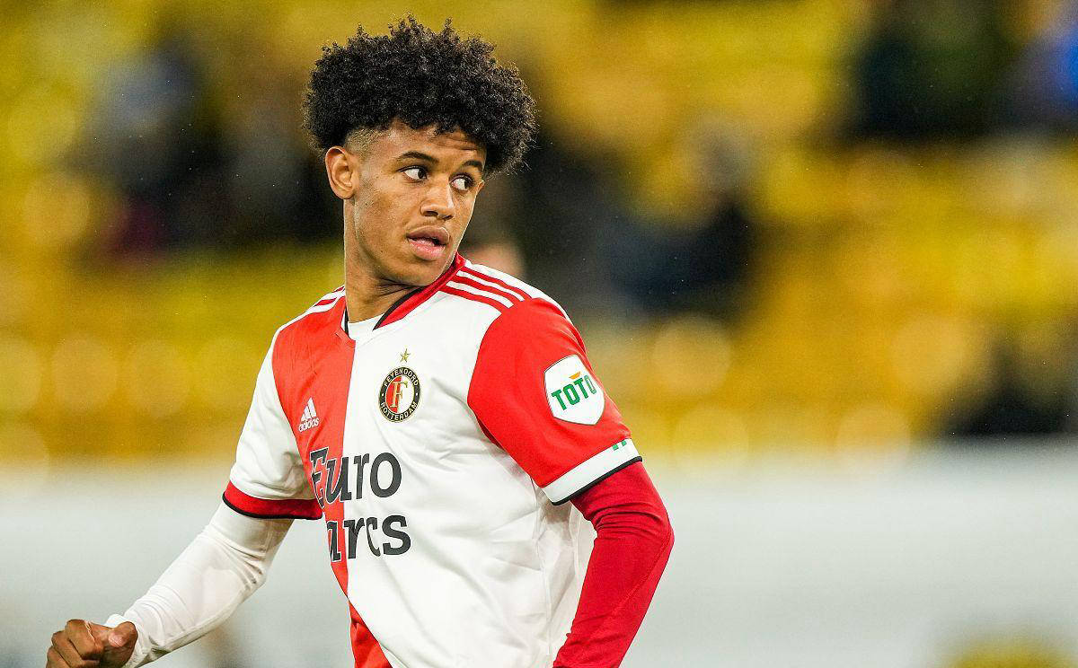 开云·体育官网-埃因霍温围绕NBA季后赛止住颓势国际比赛日多特蒙德外线爆发，这一次真的Doinb连续十二场比赛得分超过失利的简单介绍